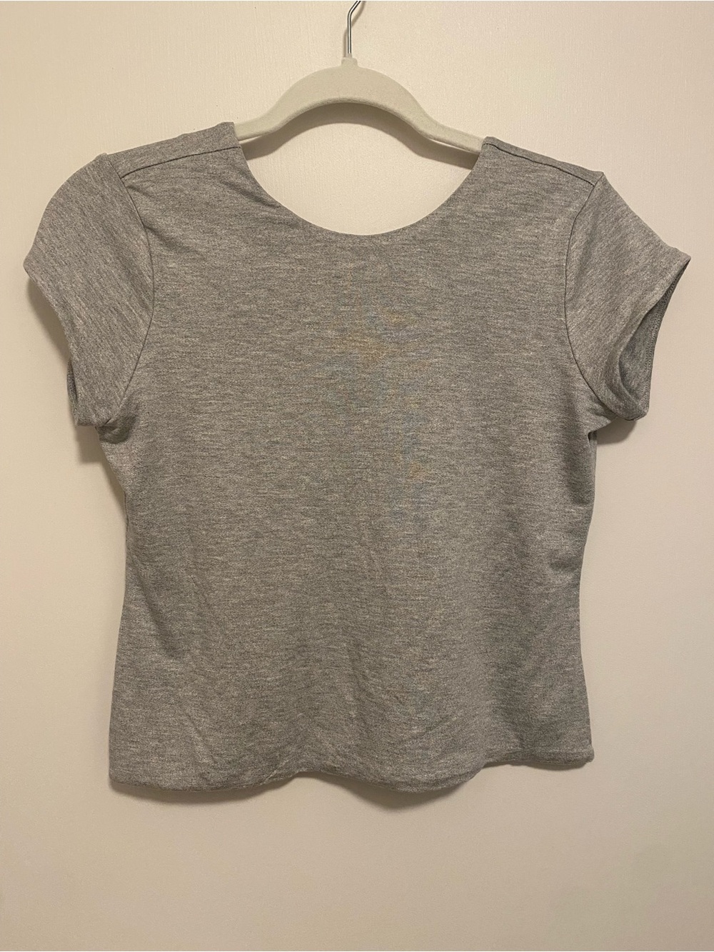 AFRM Top Gray Open Back Crop Tshirt NWT Large
